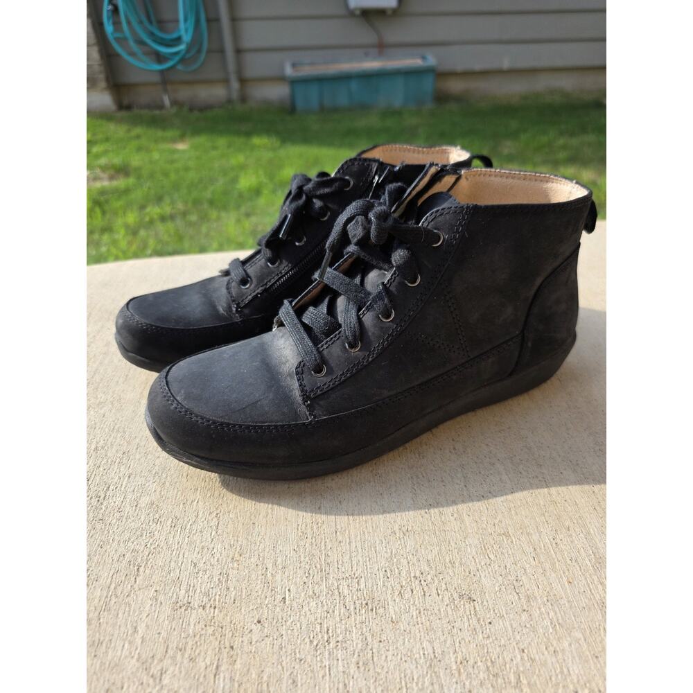 Vionic Shawna Women's 8 Ankle Boot Black Leather Weather Resistant Zip Lace